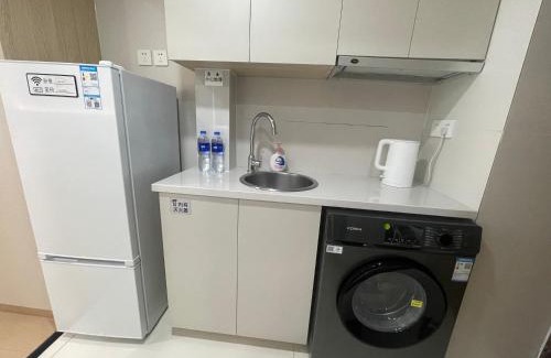 Changning Apartment | Shanghai Clivia JunLan Hotel