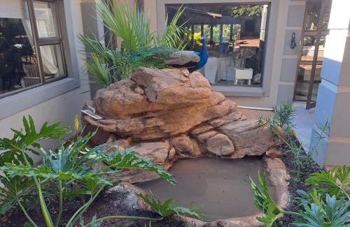 Hartbeespoort Cabin | Shangrila-innibos Country Lodge