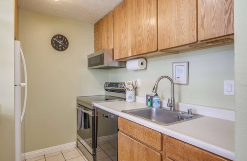 Maalaea Apartment | ShangriLa: Sugar Beach Oceanfront at Makani A Kai