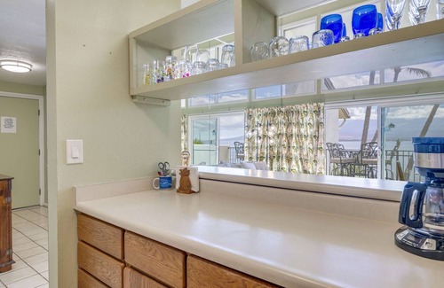 Maalaea Apartment | ShangriLa: Sugar Beach Oceanfront at Makani A Kai
