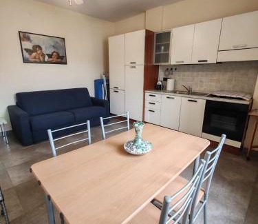 Vallecrosia Apartment | shanty & Giulio