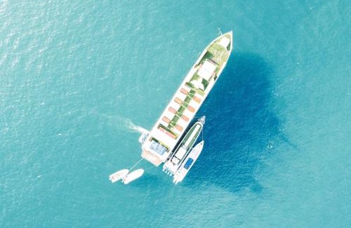 Labuan Bajo Boat Rental | Share trip komodo 3Days 2Night