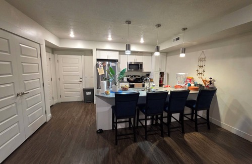 Fairpark Bed & Breakfast | Shared Apartment SLC Downtown