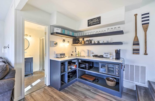 Grove House | Shared Boat Dock: Lakefront Grove Getaway!