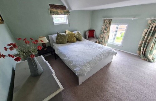 Frome House | Shared Tudor house entire top floor for you in central Frome newly restored