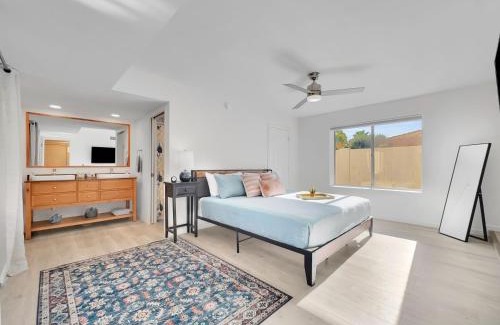 North Mountain House | Sharon Phoenix