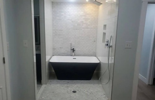 Indianapolis House | Sharp new reno with Master Suite on both floors.