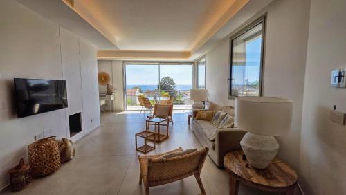 Fontane Bianche Apartment | Shati Luxury - Private Heated Pool, Sea view Near beach