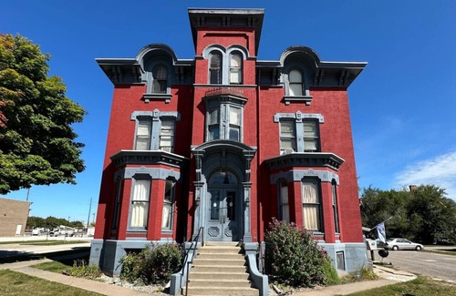 Bay City Apartment | Shearer Historical House Unit 1