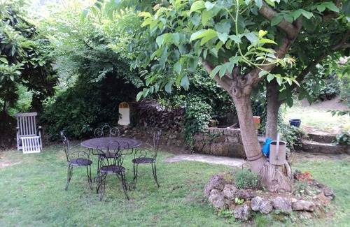 Sillans-la Cascade Apartment | SHED STUDIO WITH PRIVATE POOL