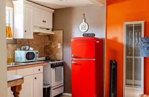 Leimert Park Cottage | Sheek and Shabby In L.A.