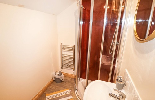 Scales House | SHEEP 2 AT DODDICK FARM, family friendly in Keswick