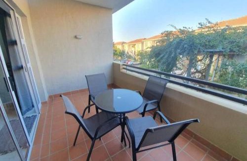 Umhlali Apartment | Sheffield Suite 4