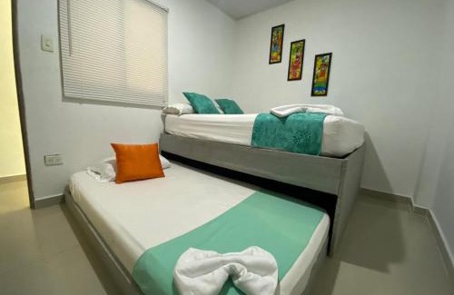 El Cabrero House | Shekinah House