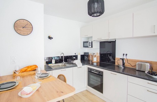 Concarneau Apartment | -SHELBY- T2 ARRIÈRE CORNICHE PARKING ET TERRASSE