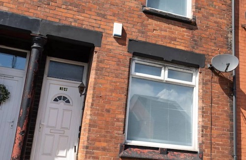 St Helens House | Shelen View - 3 bed Property.