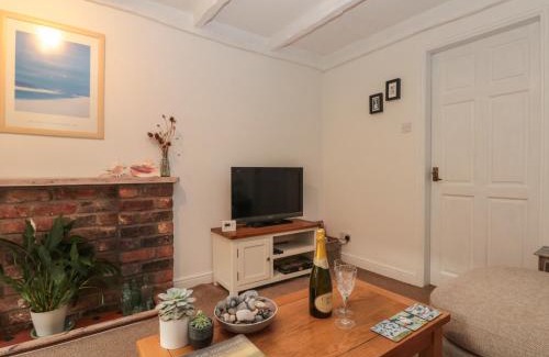 Sewerby House | Shell Seeker Cottage