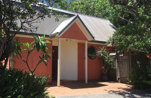 Sawtell House | Shellies On The Beach LITTLE HOUSE