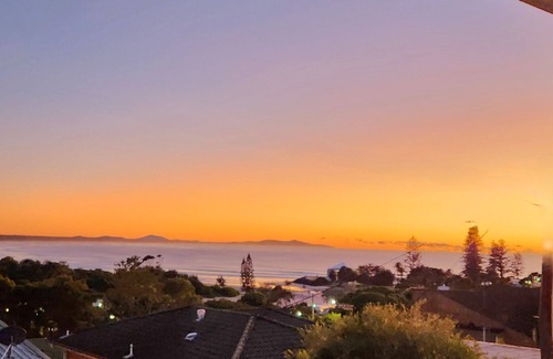 Crescent Head House | Shellseekers - easy walk to everything & fabulous views!