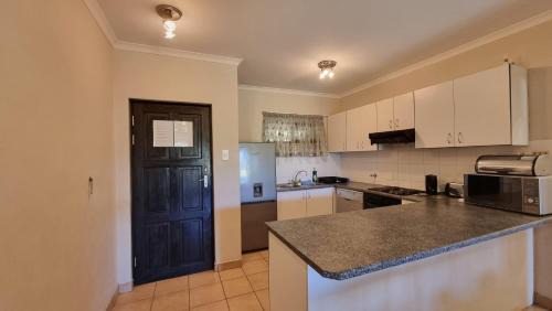 Shelly Beach Apartment | Shelly beach ,bondi beach,unit 25