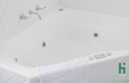 Shelly Beach Villa | Shelly Beach Cozy House with Spa