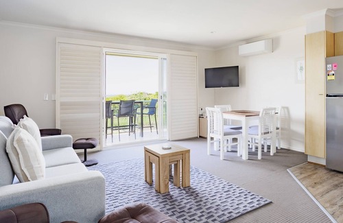 Sapphire Beach Apartment | Shelly's Misty Waves