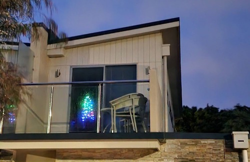 Rosebud House | Shellys Place - Rosebud Escape