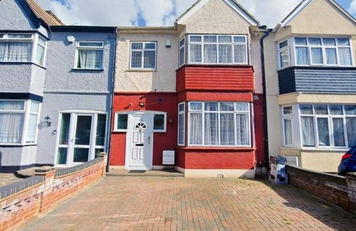 Seven Kings Apartment | Shelters Residentials – Comfortable Aparthotel Living in Seven Kings