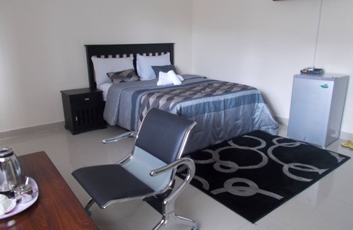 Lusaka Cabin | Shema Guest Lodge