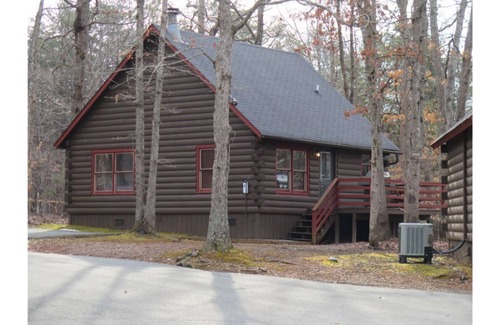 Gordonsville Cabin | Shenandoah Crossing-2 bedroom deluxe cabin SEE DESCRIPTION NOTE BEFORE BOOKING!