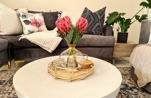 Ekurhuleni Apartment | Shepherd’s Inn