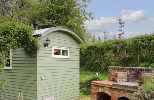 Coalbrookdale Cottage | SHEPHERD'S RETREAT, character holiday cottage in Leighton