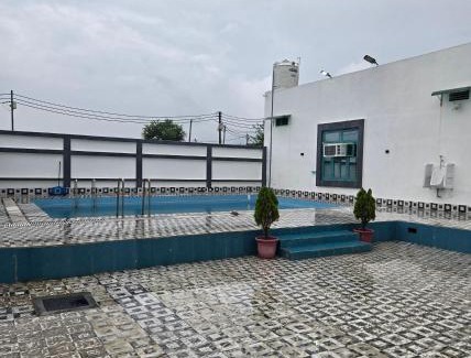 Jansath House | Shera farm