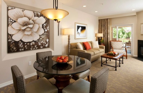 North Scottsdale Resort | Sheraton Desert Oasis.Scottsdale.2 BR lock-off villa.sleeps 8