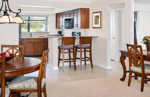 Florida Central Atlantic Coast Resort | SHERATON VISTANA RESORT VILLA , Lake Buena Vista/Orlando -2 Bed/2Bath, Sleeps 8