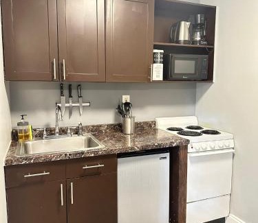 Dania Beach Apartment | Sheridan Guesthouse