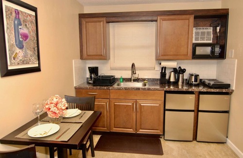 Dania Beach Apartment | Sheridan Suites Studio Suite