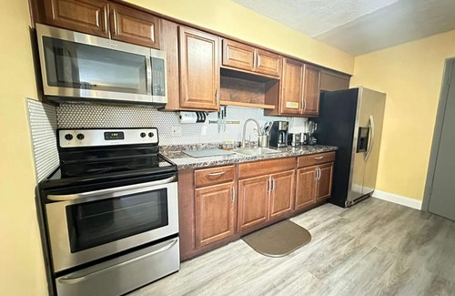 Dania Beach Apartment | Sheridan Suites Two Bedroom Suite