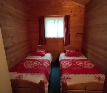 Mauroux Ski Chalet | Sherlock Home