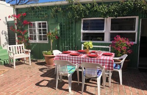 Camps Bay House | Sherwood Boutique Cottage