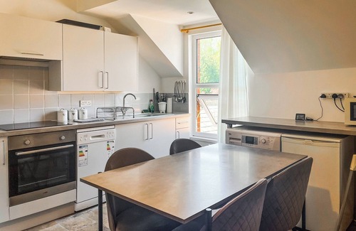 Bakewell Apartment | Sherwood House Apartment 3