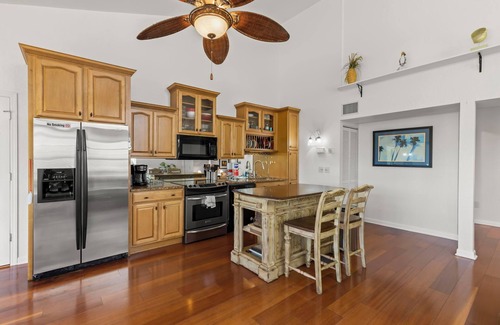Palm Harbor House | SHERWOOD LAKES UNIT A ON THE PINELLAS TRAIL AND CLOSE TO BEACH