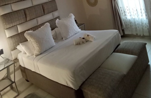 Modjadjiskloof Cabin | Shidila Lodge