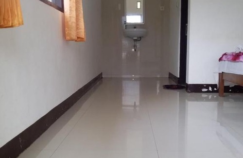 Moni House | SHILA GUEST HOUSE