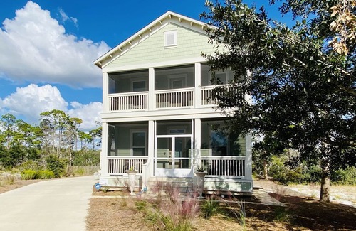 Port St. Joe House | Shimmering Tides~Golf Cart~Secluded