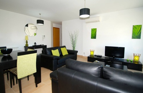 Sao Martinho do Porto Apartment | Shine - Lovely 2 bedroom apartment, only 200m from the beach and restaurants