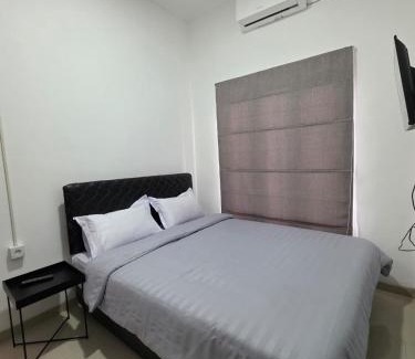 Dinoyo House | Shini Guest House