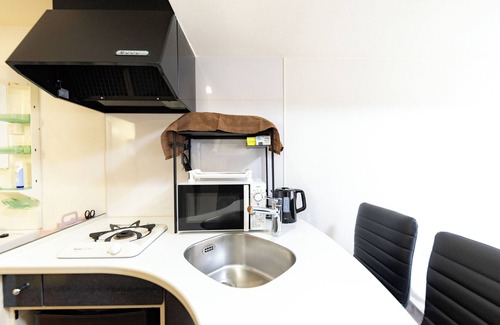 Kabukicho Apartment | Shinjuku Kabukicho Stay! Up to 3 Guests, Walk to 6 Lines, Kids Under 6 Free