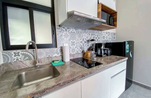 Luis Donaldo Colosio Apartment | Shiny Studio on 5th Ave w/Pool+Gym Steps to Beach
