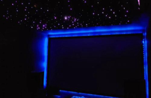 Ravensdale Villa | Shiny Villa: Starry media room